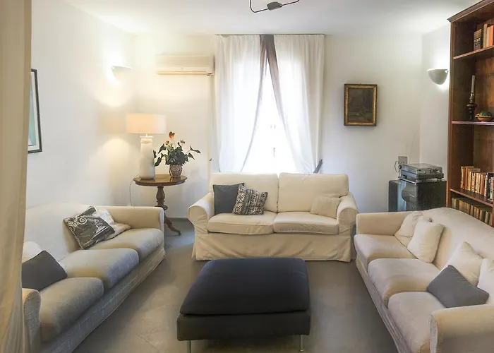 Palazzo Spagna