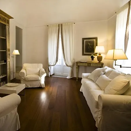 Palazzo Spagna Syracuse Room photo