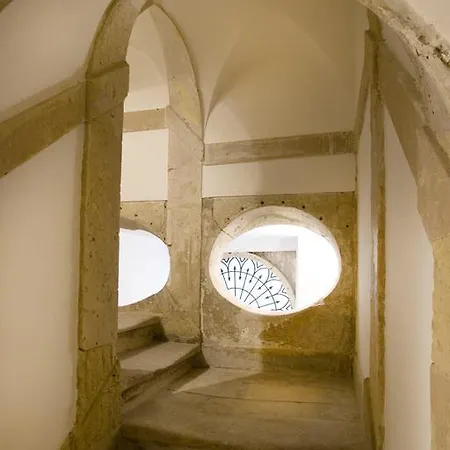 Palazzo Spagna Syracuse Room photo